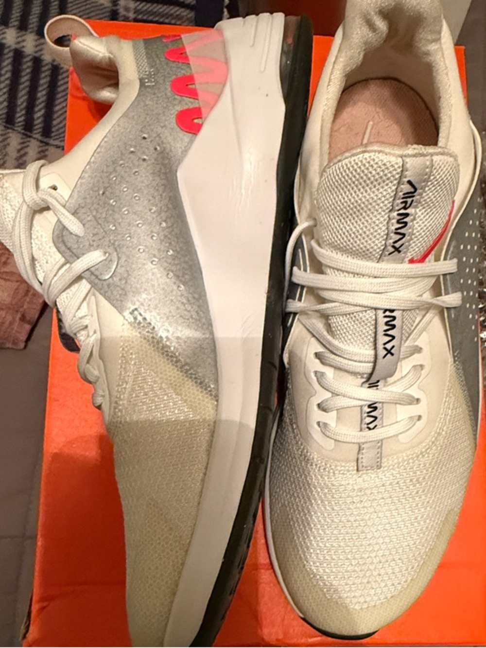 Nike White, Silver & Pink Air Max Casual Sneakers